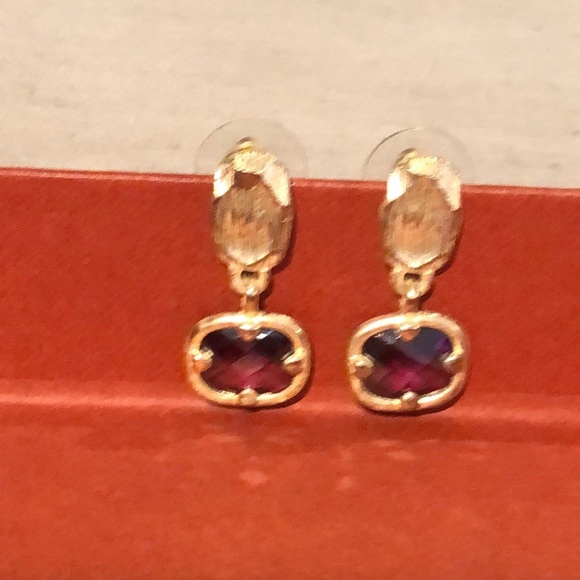 Earrings Gold with purple stone drop pendant earrings - Picture 4 of 7